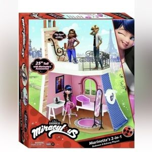 Miraculous Ladybug Marinette’s 2-in-1 Bedroom & Rooftop Play Set *New/Sealed Box